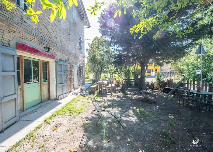 Oda ve Kahvaltı Selvatica50 3*